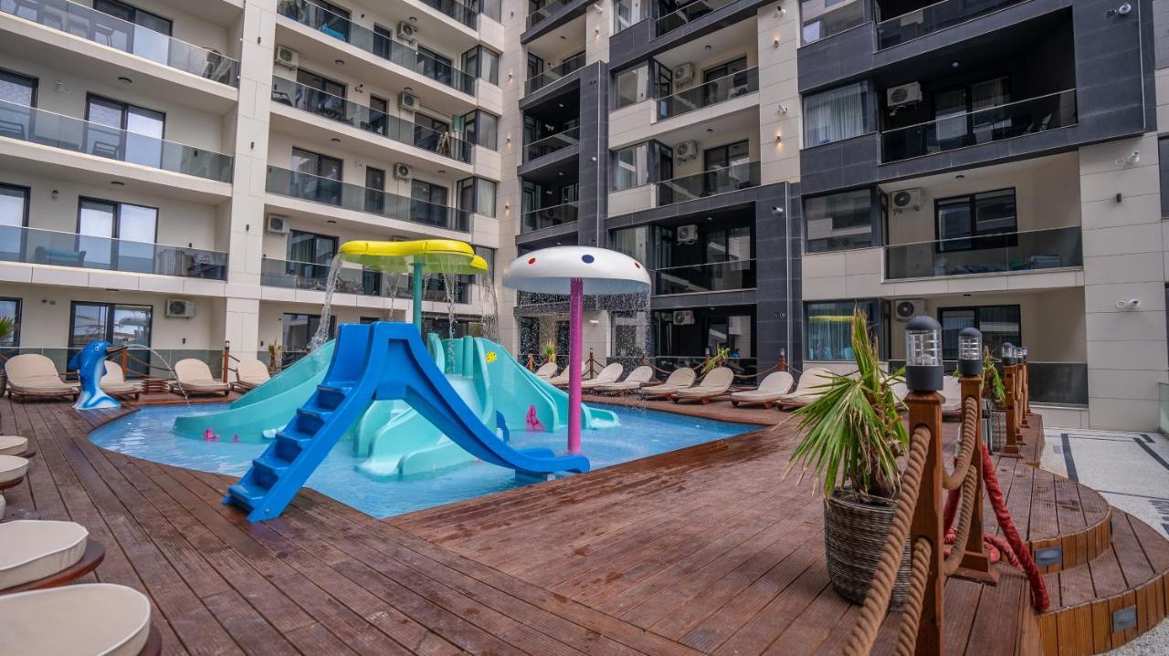 Năvodari Mamaia Beach Condos 2 מראה חיצוני תמונה